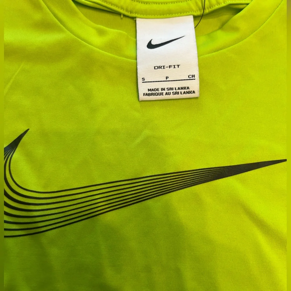 NWT Nike Boys 2 Piece Shorts Set - Picture 3 of 10